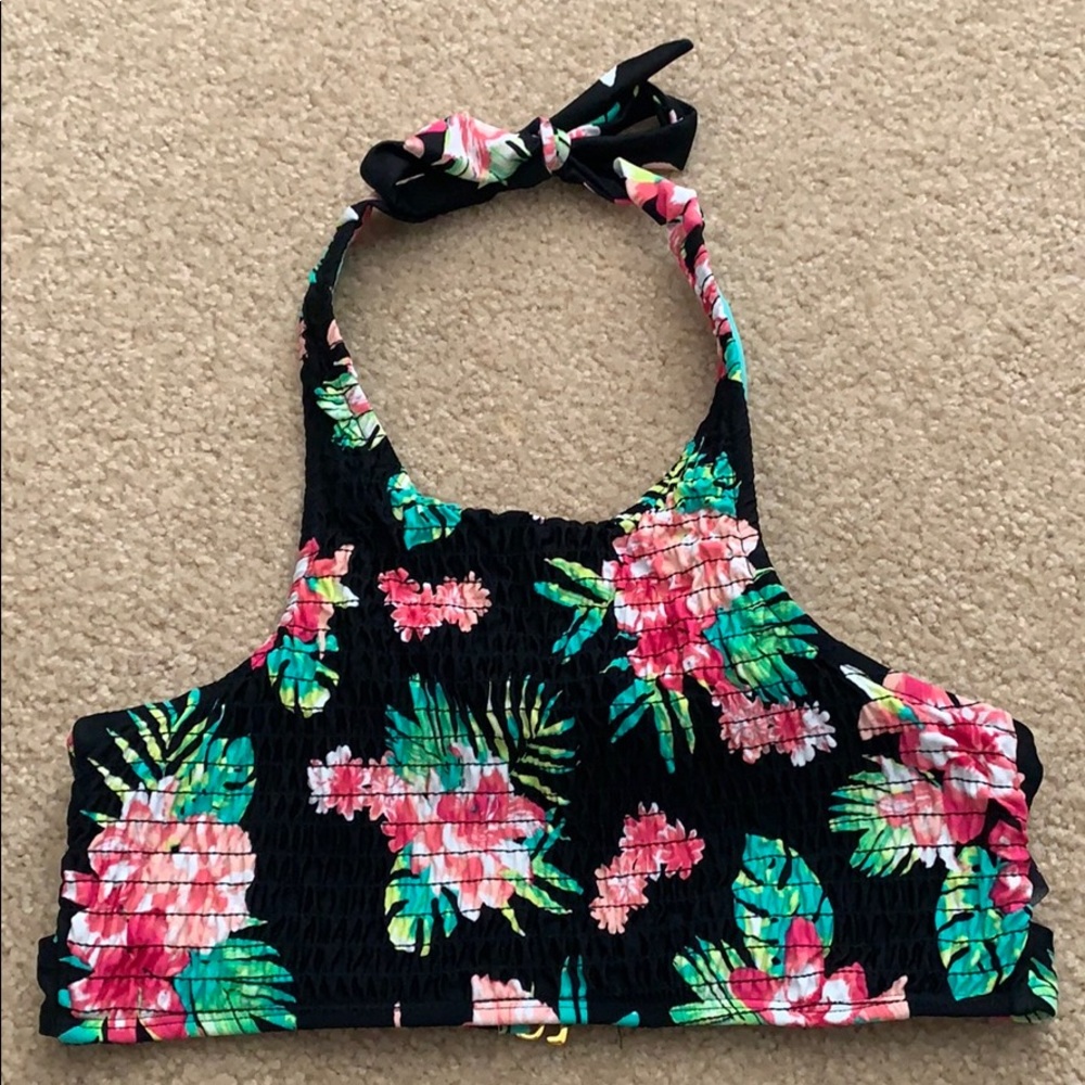Bikini top